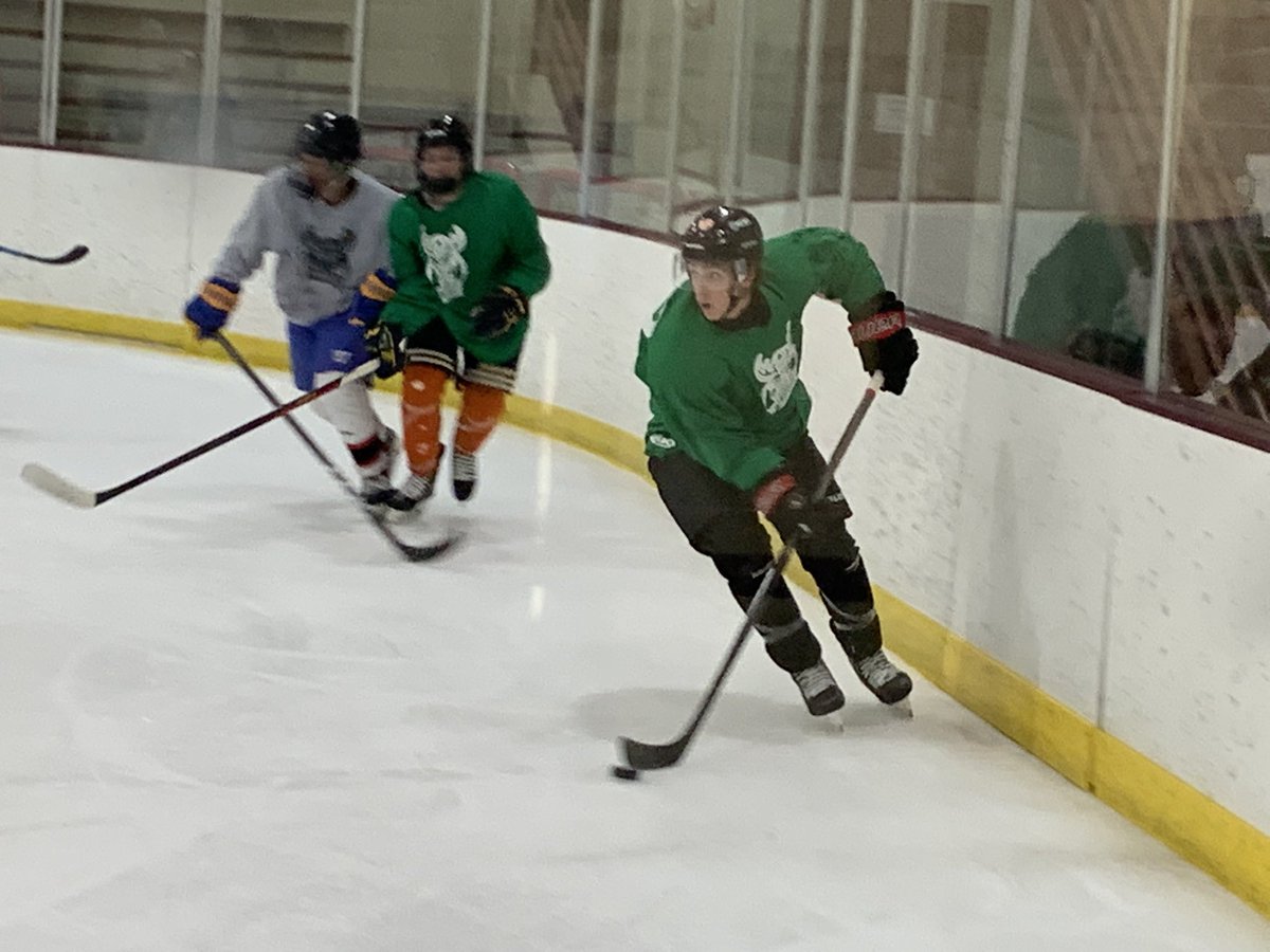 WiscWindigo's tweet photo. Day 2 at the Wisconsin Windigo tryout camp is underway. https://t.co/tpDXIe1WW5 https://t.co/A9djpLMUhx