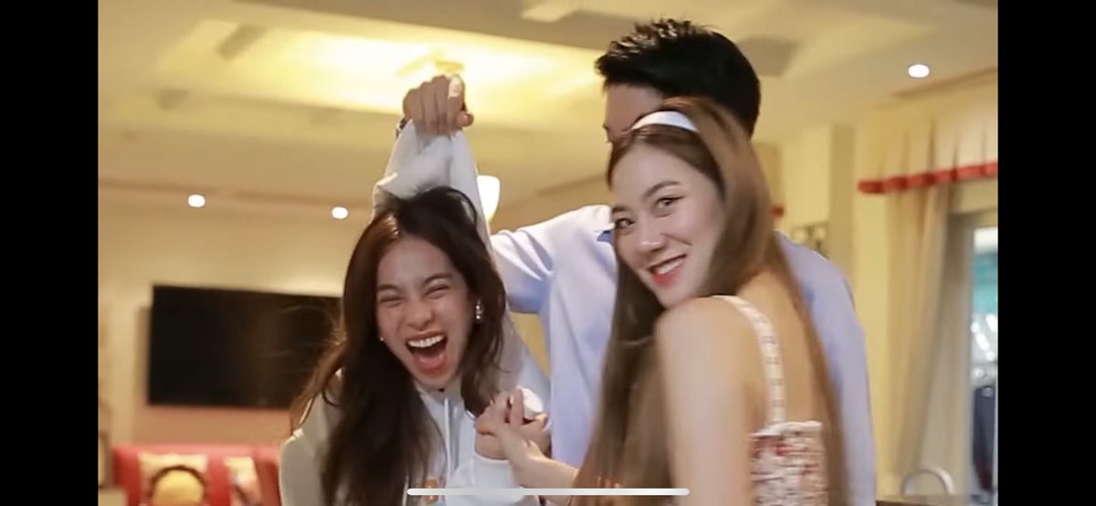 มัมน้องศรรัก ᴥ tweet media