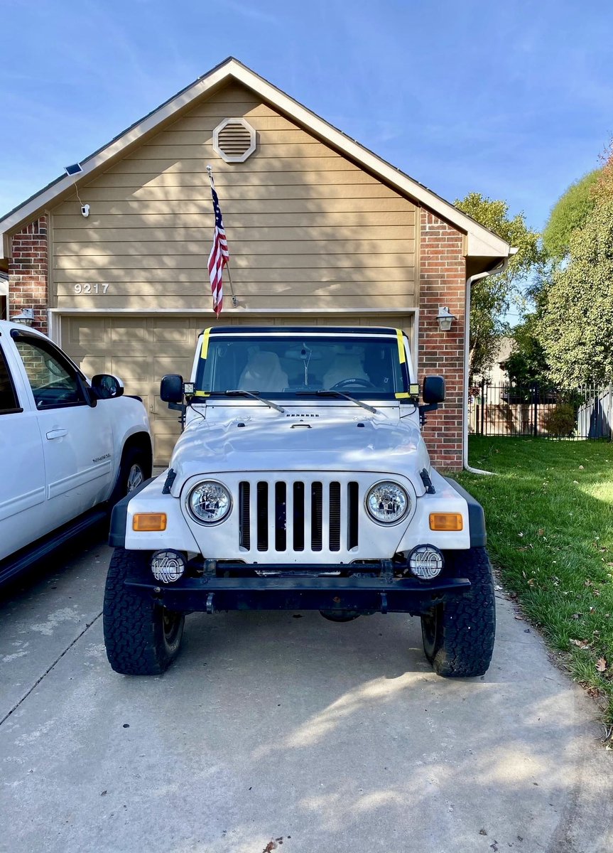 Windshield_Guys's tweet photo. 04 Jeep Wrangler โ๏ธ #autoglass #callortext #3165546415 #ict #jeep #kansas #mobileservice #wichita #316 #thewindshieldguys #wrangler https://t.co/wrOeRMMFEz
