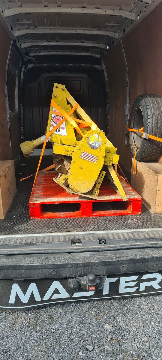 EireHaulage's tweet photo. From Grange co. Roscommon to Kenmare co. Kerry Another #delivery done. Looking for a man with a van Email info@eirehaulage.ie #message EireHaulage Facebook page 0874547165 visit https://t.co/TFriJISsUF https://t.co/GKBytrmiaB