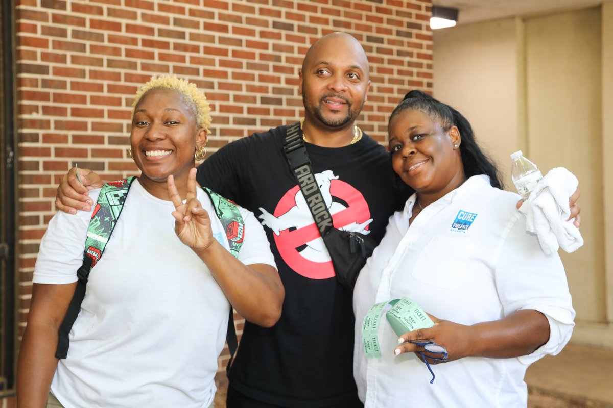 CHRIS180_Change's tweet photo. CHRIS 180 Team members from @CureViolence Atlanta hosted a #nationalnightout #safety initiative with #NPUV communities and law enforcement. People of all ages gathered for fun games, fitness activities and learned about the importance of safety and #wellness. https://t.co/x73bV2ZTMY