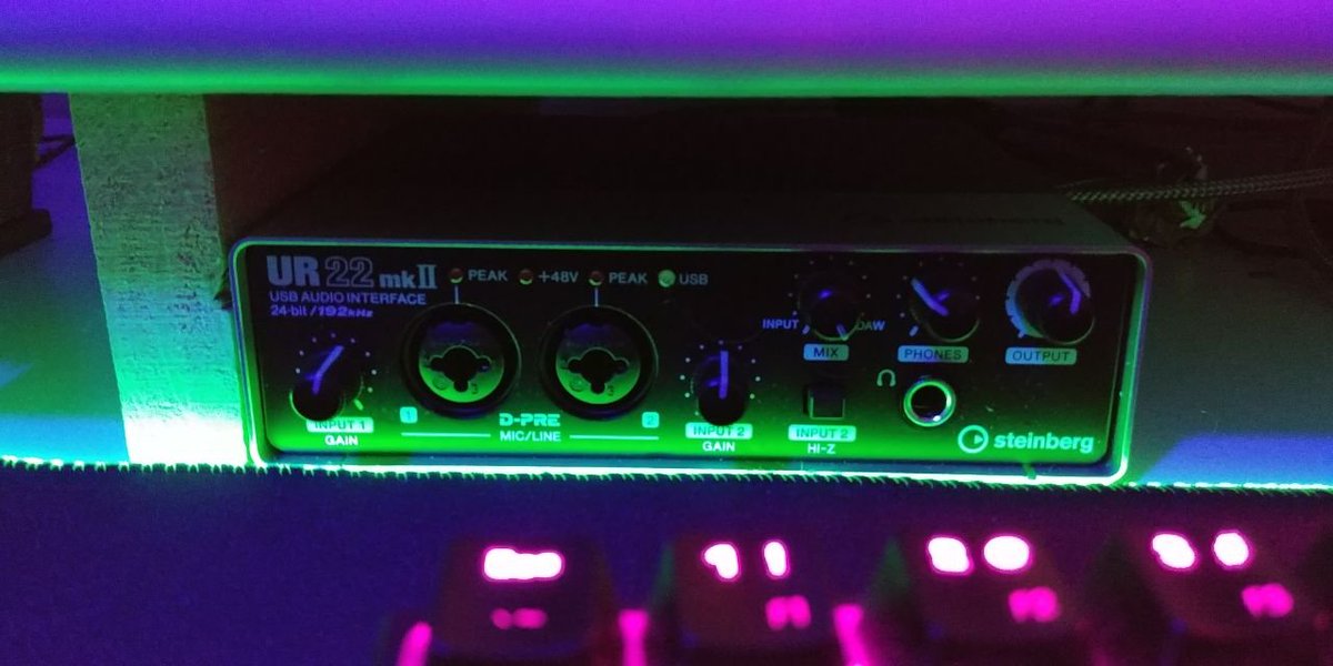 toko 👻💊 tweet media