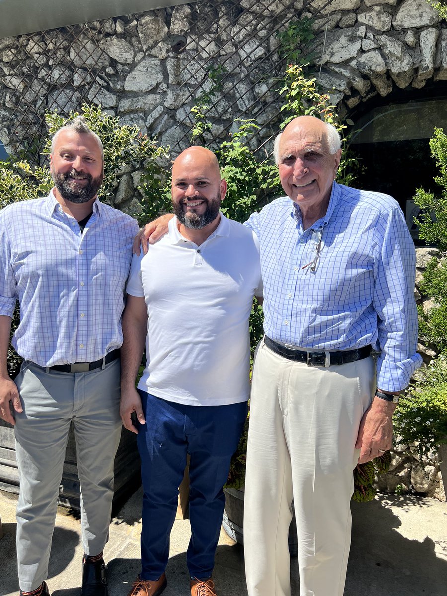 Claudio Parraguirre (@claudio2278) on Twitter photo It was an honor and pleasure to meet Ken Langone this week. So interesting to learn more about the history of our great company. The core values are alive and well. <a href="/DRMAB54/">Mike Blanchard</a> <a href="/SL_leighton/">Leighton</a> <a href="/KaitlynTizon/">Kaitlyn Mullins</a> It was an honor and pleasure to meet Ken Langone this week. So interesting to learn more about the history of our great company. The core values are alive and well. <a href="/DRMAB54/">Mike Blanchard</a> <a href="/SL_leighton/">Leighton</a> <a href="/KaitlynTizon/">Kaitlyn Mullins</a>