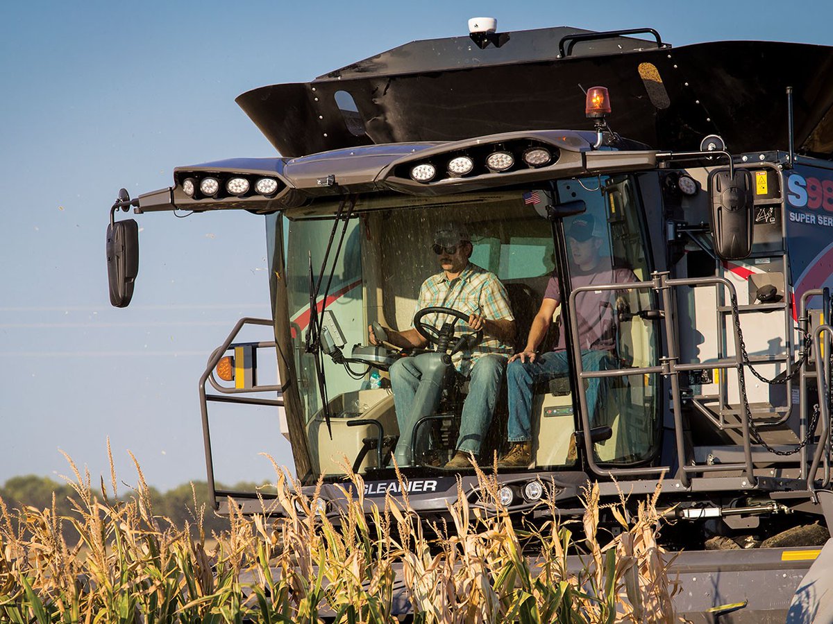 There are many qualities that make a great combine, but two that are high on the list are comfort and reliability. Ask any owner of an S9 series of Gleaner combines and they'll say they can't be beat in either. #ItsGottaBeGleaner
