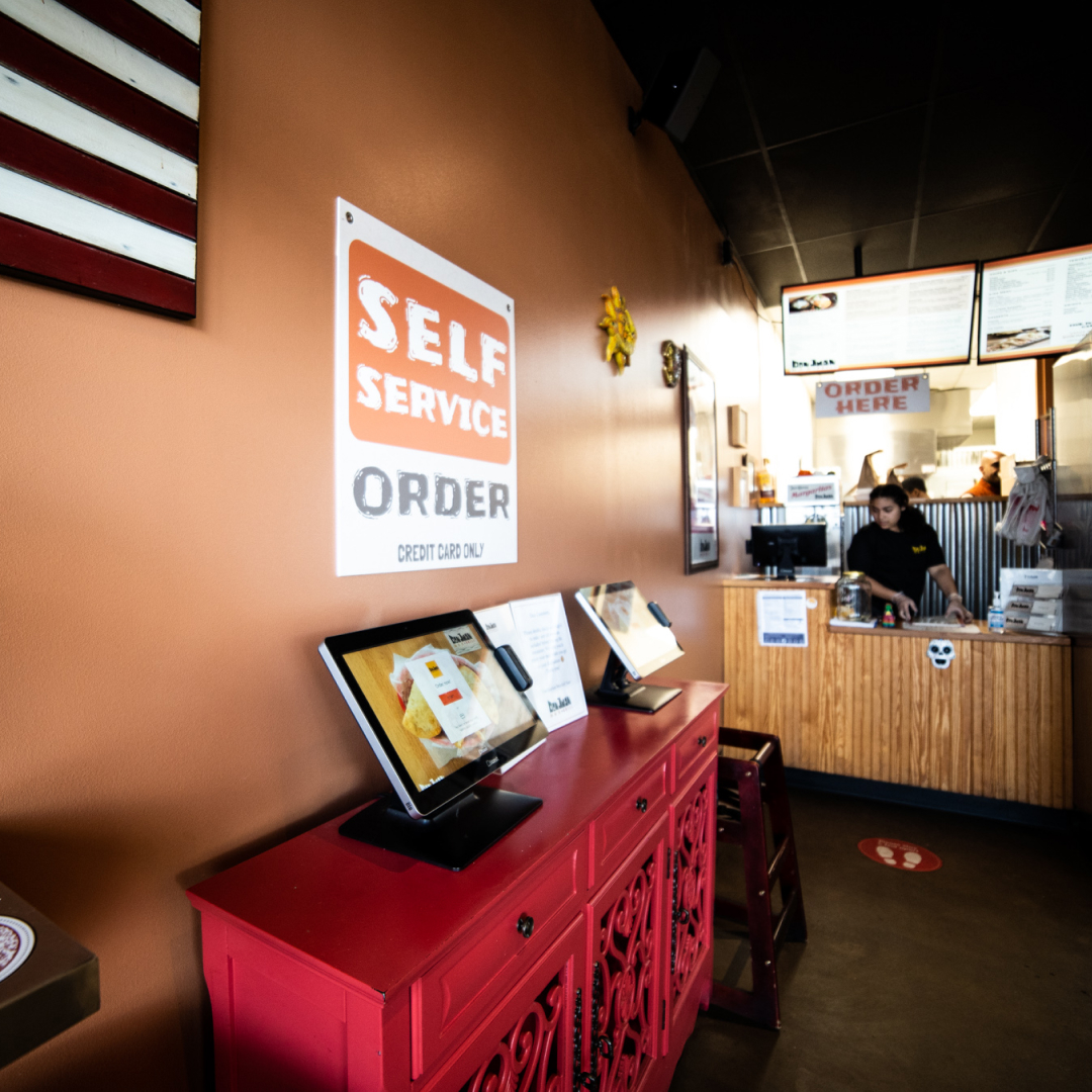 If you need fast and tasty #foodtogo you can always count on us🚶🚗 On our menu you'll find different Latin-inspired meals for any time of the day, #veggieoptions, fresh #drinks, and #desserts

📍Location: #Emmaus 
1328 Chestnut St
Emmaus PA 18049

#mexicanrestaurant #onlineorder