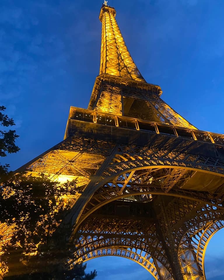 MarkKithcart's tweet photo. It’s your last night in Paris, What do you do?
Go to the Eiffel Tower of course! https://t.co/SDvXbhHuU3