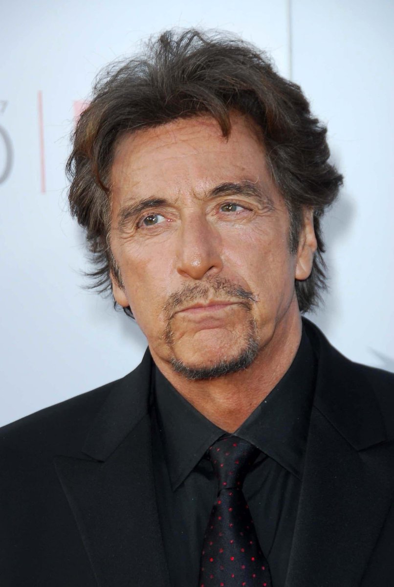 QandAvenue's tweet photo. What’s the first movie that comes to mind when you see Al Pacino? https://t.co/JOFy5vG7rp