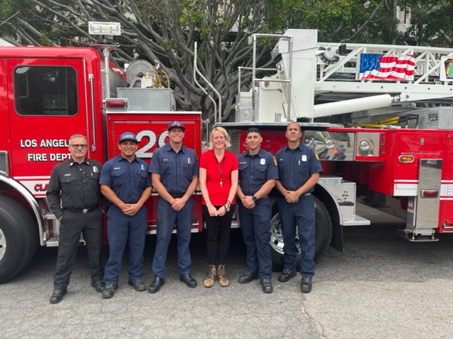 #LAFDcentral firefighters from Task Force 29 recently participated in a children's book reading event at the Pio Pico-Koreatown Library. The children enjoyed a book about firefighting ducks, a demonstration of firefighters' protective equipment, and a tour of the fire truck.