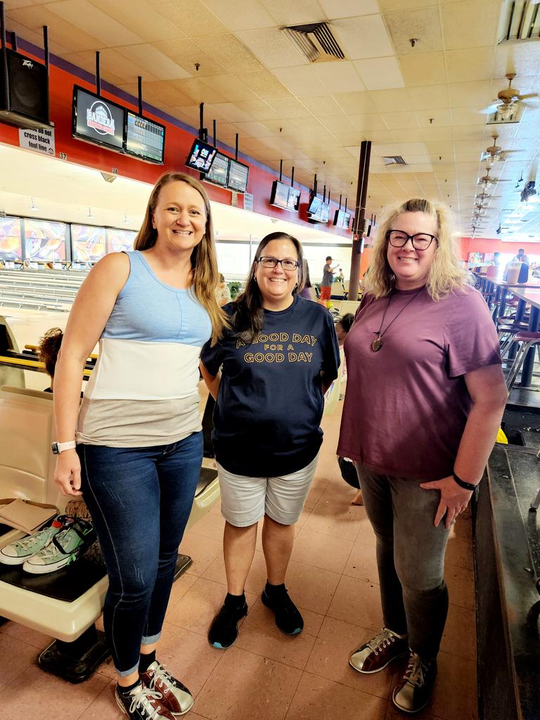 Fun Friday for our McAndrew teachers! We enjoyed a full day of team building activities, lunch and bowling. Ready to start the new school year! 🏆🎳