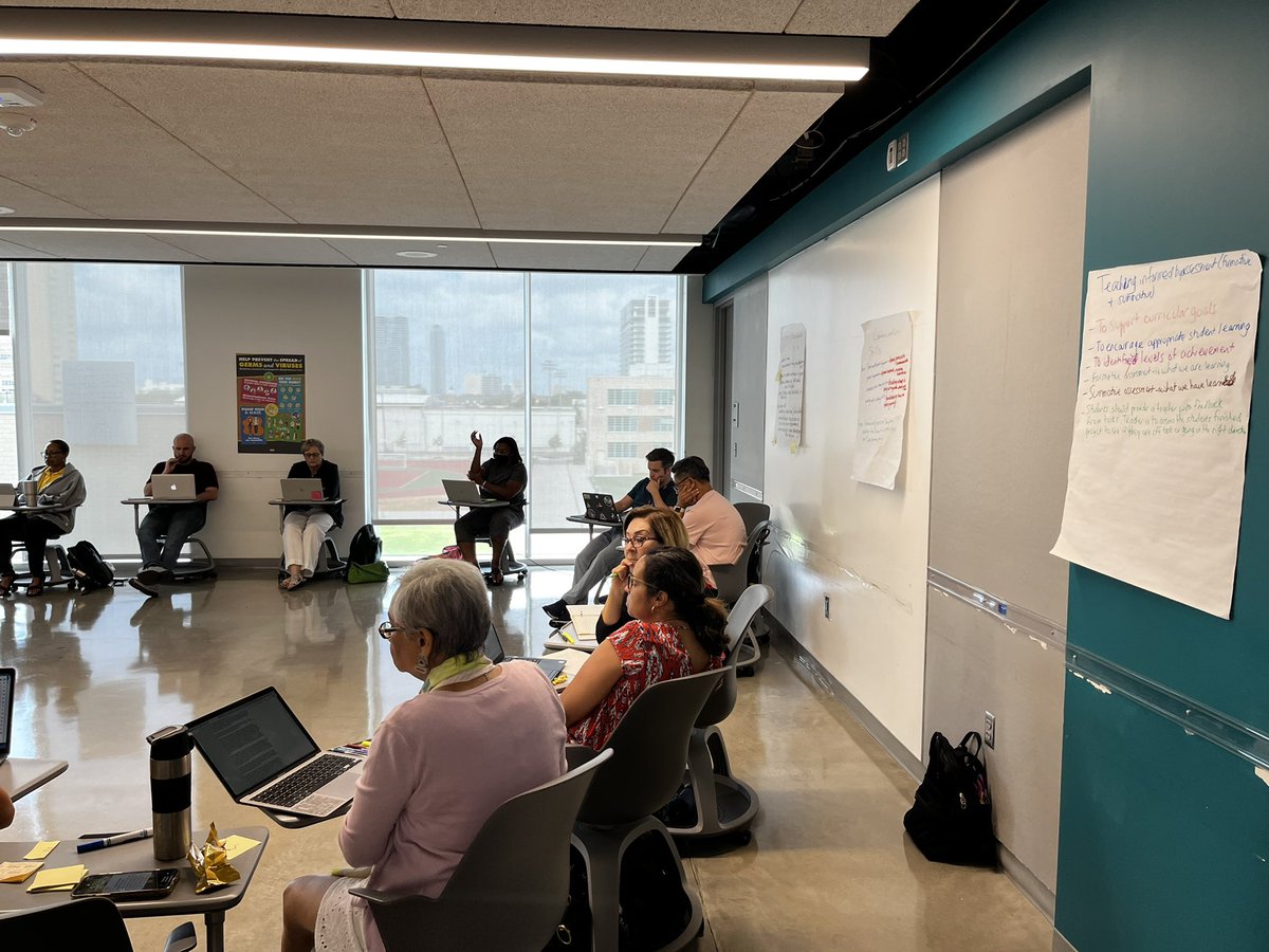 mrshankles's tweet photo. I was able to hang with some awesome Houston Area #IBEducators and learn with them as we reflected on our teaching practice. You all rock. And I hope it was helpful! Hosted by the wonderful @TexasIB #TIBS https://t.co/kEQMd9YINK