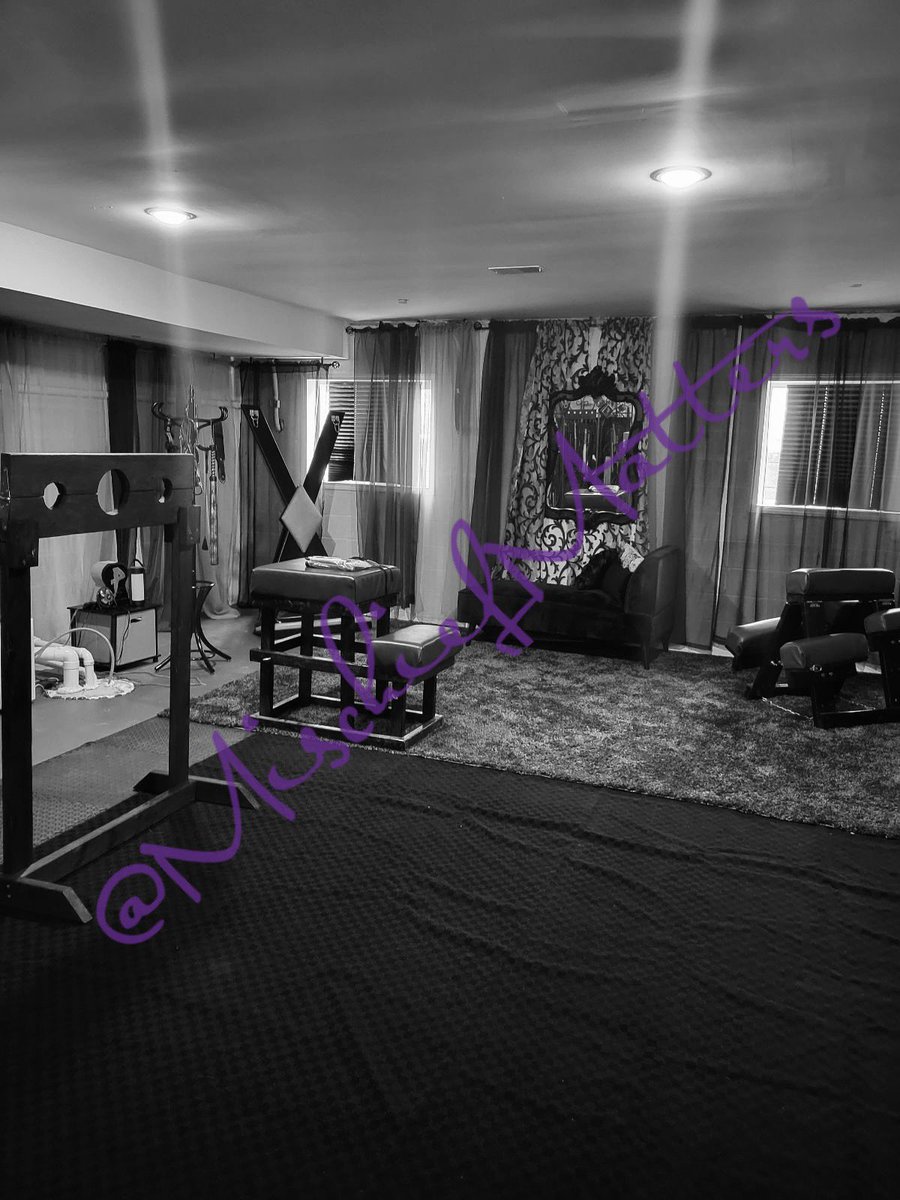 MischiefMatters's tweet photo. Mischief Manor is coming along nicely. Keep an eye out for our opening. Check out https://t.co/JxZqZldmXX for updated information #mischiefmanor #dungeon #bdsmlifstyle #kinkeducation #mischiefmatters #prodomme https://t.co/qPPKjh7J5K