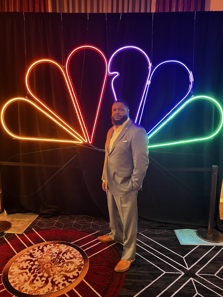 RealJeffJohnson's tweet photo. #TeamNBC at #NABJNAHJ2022 https://t.co/Ew4RMi4LRI