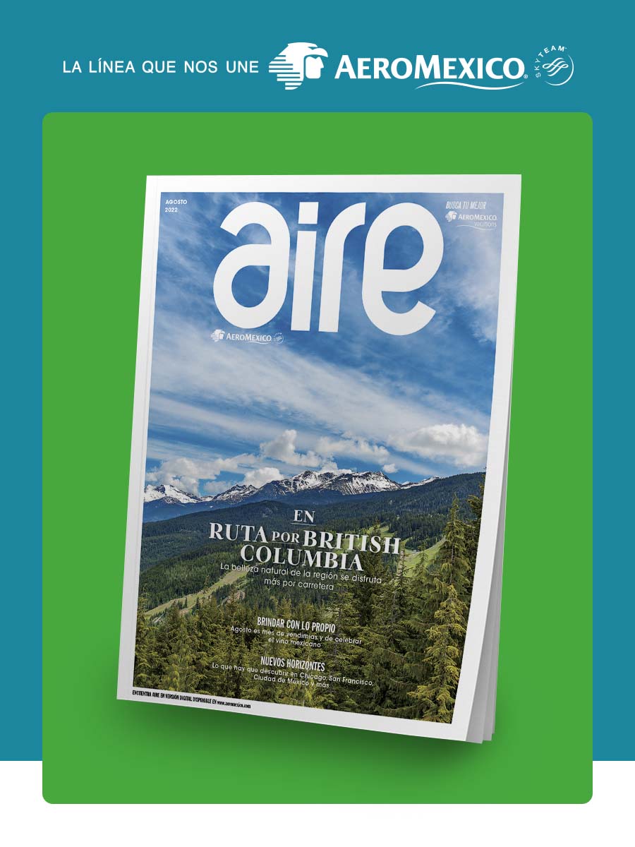 Aeromexico's tweet photo. Te invitamos a descubrir la edición de agosto de la @Revista_Aire dentro de las páginas de @Quien, a bordo de las Cabinas Premier, en Salones Premier Aeroméxico y en su versión digital. https://t.co/xL5ik6b15W https://t.co/AucLthRn3E