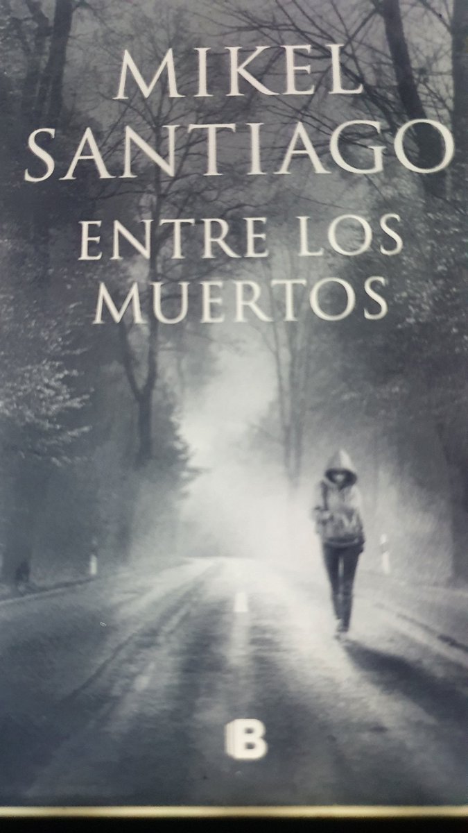 carloscampss's tweet photo. @mikelsantiago lecturas de verano! https://t.co/q2tTVGpIhu