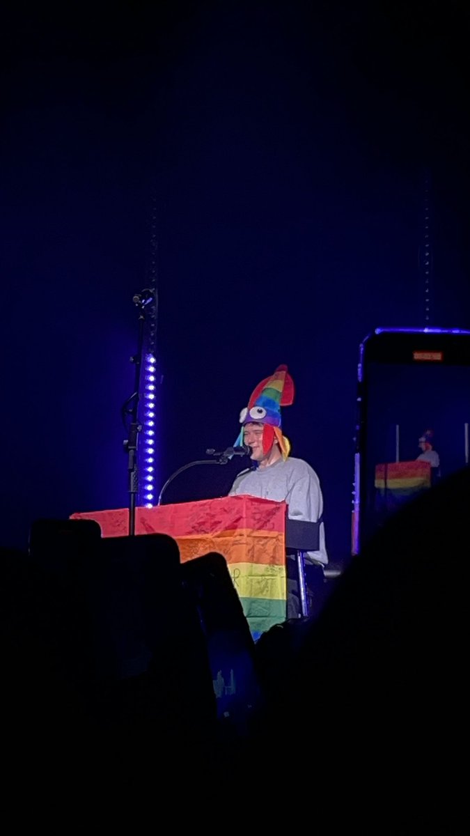 talulahmae's tweet photo. Saw @AlecBenjamin tonight in Glasgow and I couldn’t stop smiling the entire time https://t.co/3Q7pbiHkVb
