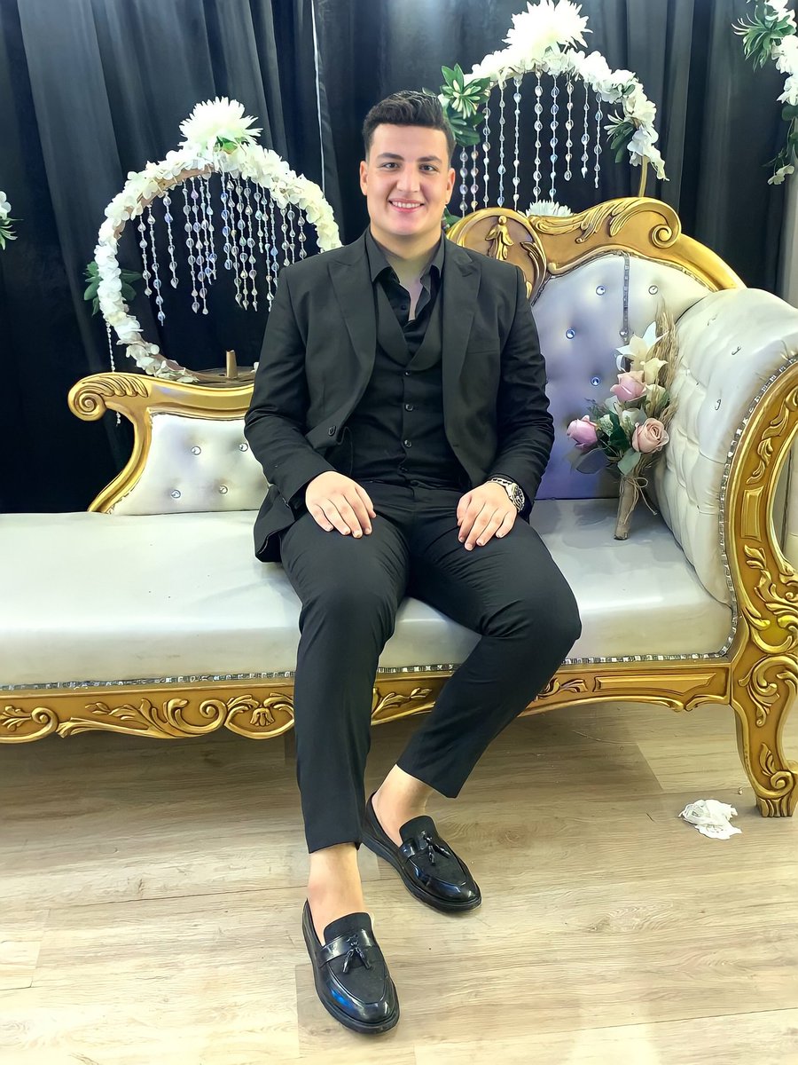 Khedr00's tweet photo. Stay classy✨✨ https://t.co/JWN3wzy3Y9