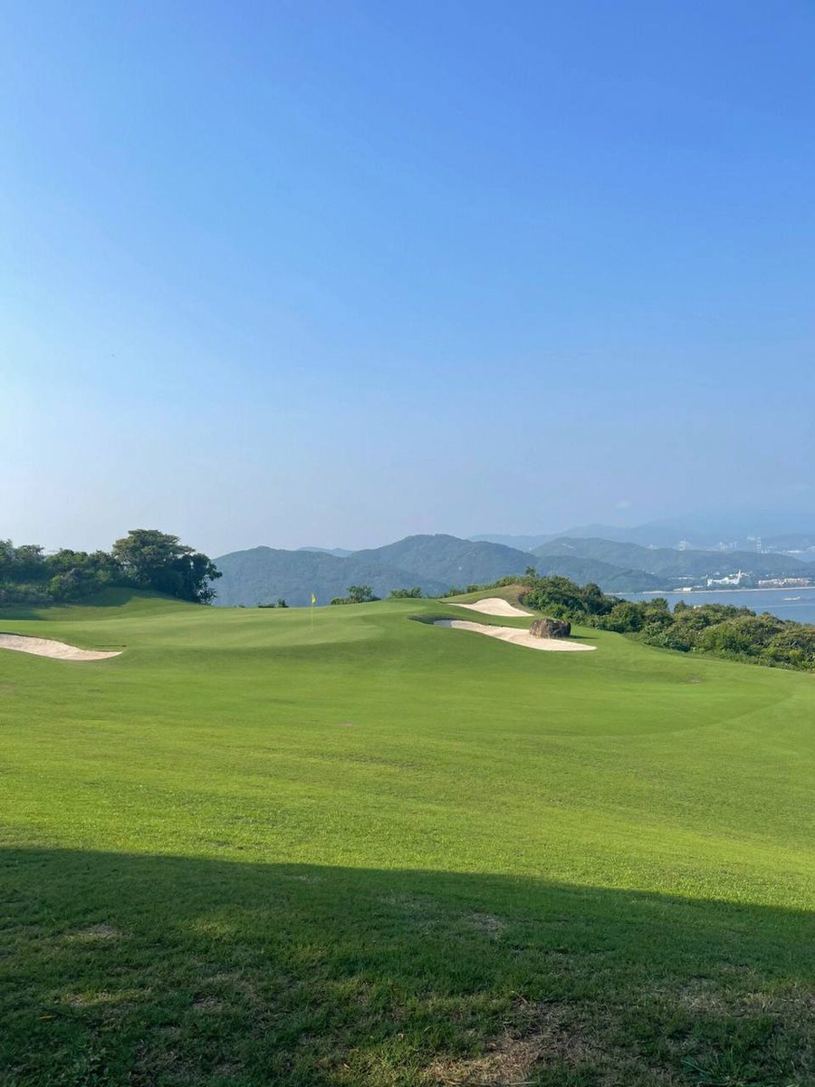 Dimplesmoe's tweet image. Share a previous round at the golf course, it's been a while since I've been there and I'm planning to go this afternoon.