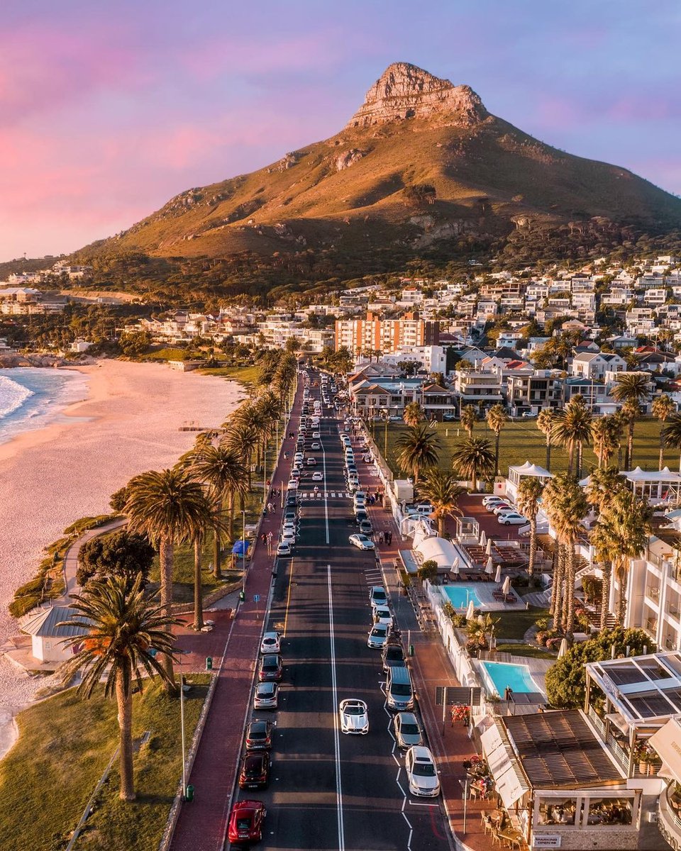 Where is your favourite spot along Camps Bay?⁠🌴⁠
⁠
"Paved with gold 🌅" ⁠
⁠
Featured IGer: @ryanwarneke⁠
⁠
#capetownmag #capetown #southaftrica