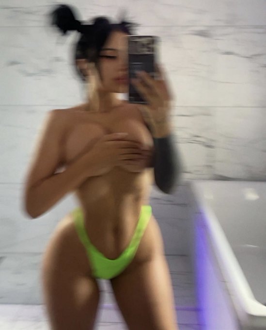 🍭🍭 https://t.co/eYPqpD1z6a