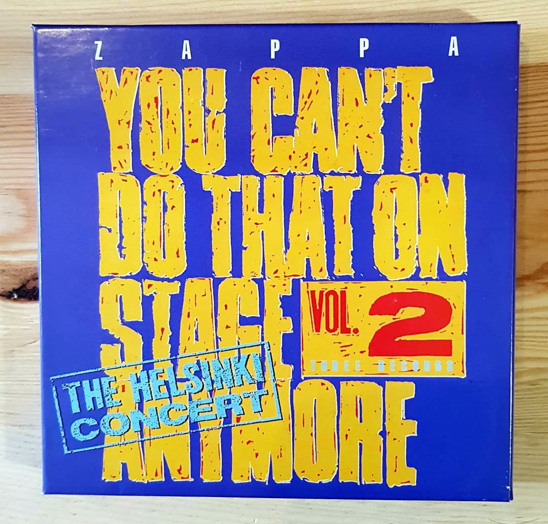 fredgoaty's tweet photo. Un jour un disque, série d'été.
[From my compactothèque.]
Cette semaine : The Real Frank Zappa Week.
#frankzappa #napoleonmurphybrock #georgeduke #tomfowler #chesterthompson #ruthunderwood #amazingyoucantdothatonstageanymoreserie #amazingband #amazingmusicianship https://t.co/tjgqku0gYn