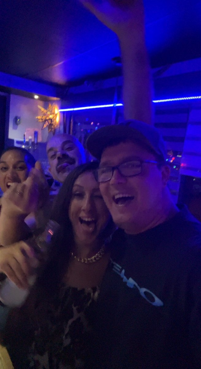 Ladyst4rr's tweet photo. Its good to visit my hometown! Errbody missed me 🥰💯🙌🏻🔥🔥🔥 PARTY WAS lit at Bar when they saw me come in 🤪🥳🥳🥳🤩 I had too much fun to take pics all the time!! Sometimes letting go of web3 and LIVING it up is what U gotta do🥳🥳🥳
#LikeARockstar https://t.co/FF4yah1c4V