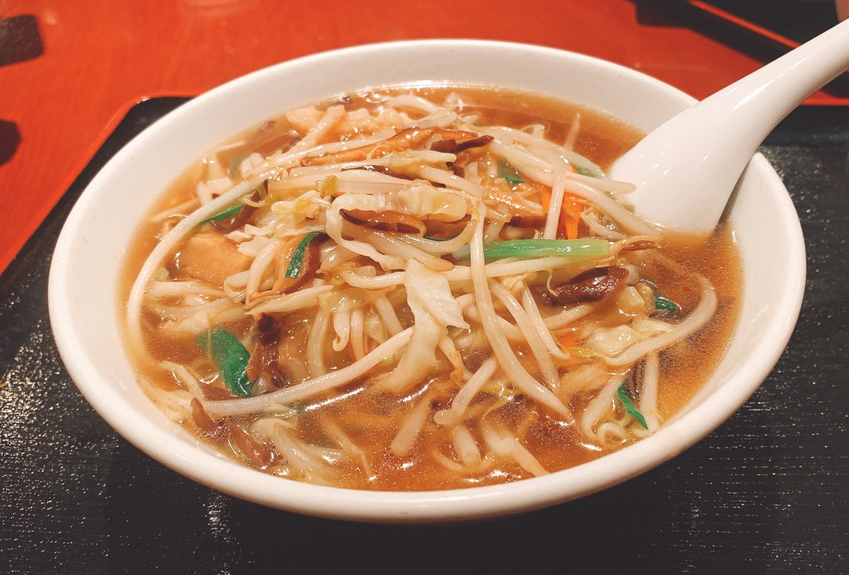 E5kToshi's tweet photo. 今日の昼麺(^ ^)♪
イオンタウン仙台泉内　唐庄酒家
サンマーメン＋五目チャーハン

よく買い物行くけど、初めての訪問ですね😅
サンマーメンは���中華のものよりちょっと高級感があります🤔
チャーハンはめっちゃ海老がのってる！
他にエビレタスチャーハンがあったけど…⁇
たいへんご馳走様でした！ https://t.co/p5Kr0Ls3mk