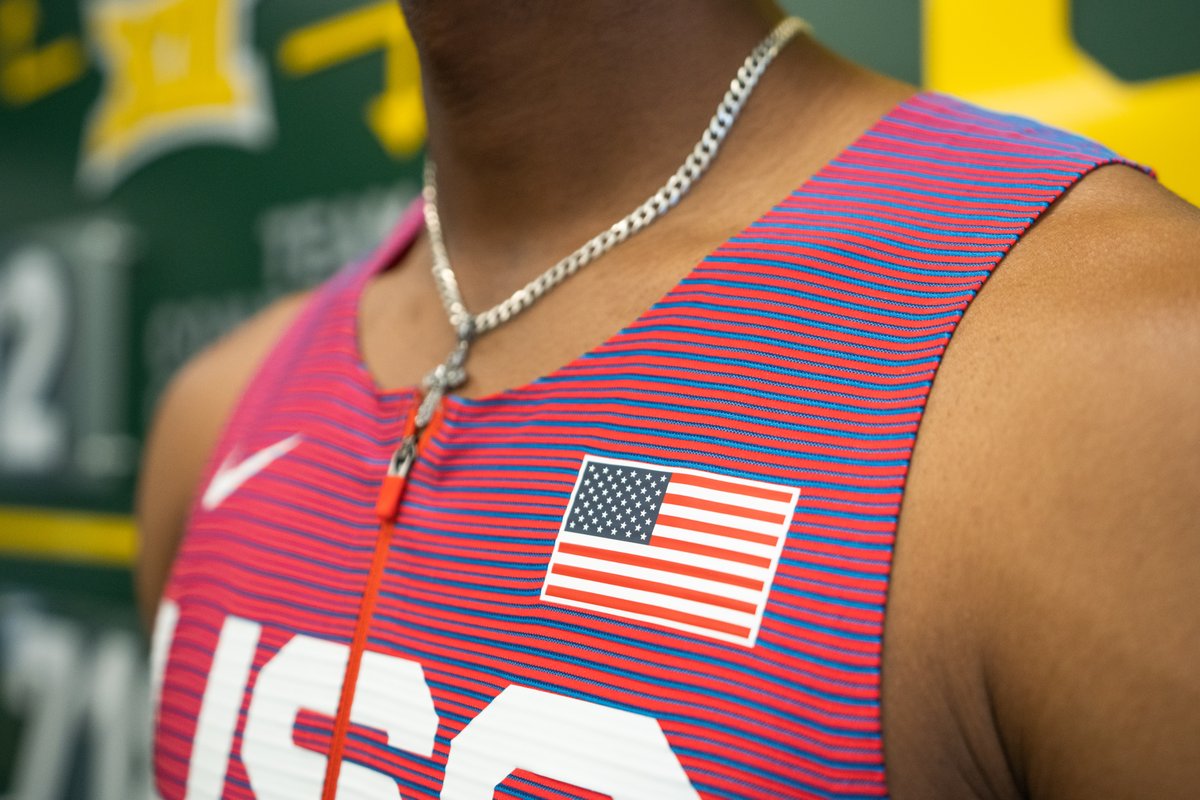 BaylorTrack's tweet photo. Laurenz Colbert takes part in the 4x1 to win a bronze medal with a 39.57-second race! 🥉

Congrats, Laurenz‼️

#SicEm 🐻🇺🇸 | #WACali22 https://t.co/Ld8DOHAL19
