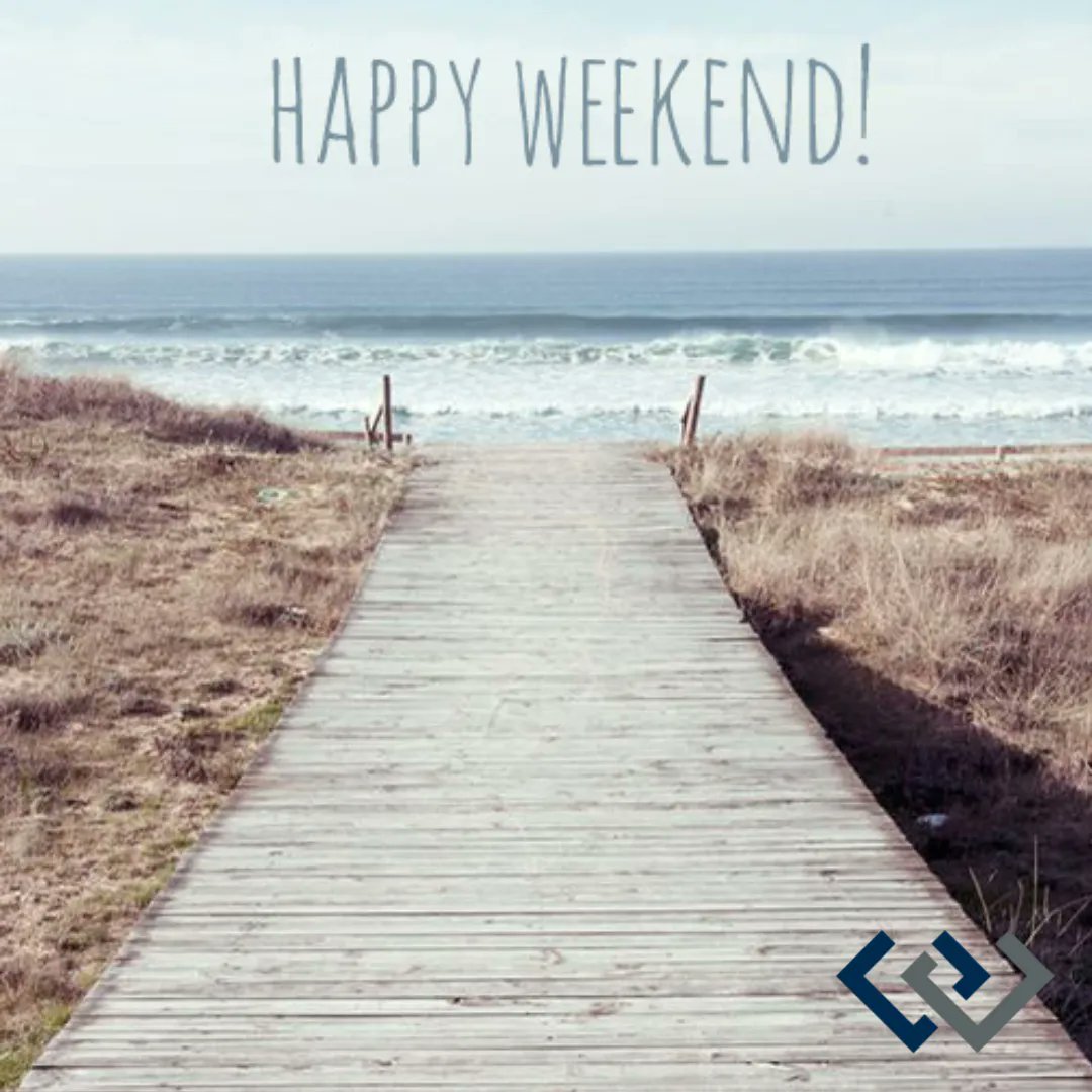 bethhomes's tweet photo. It's official, the weekend just started! #synonymouswithrealestate🏠💙 #happyweekend😊 #itsfiveoclockhere https://t.co/FUMM6IylIO