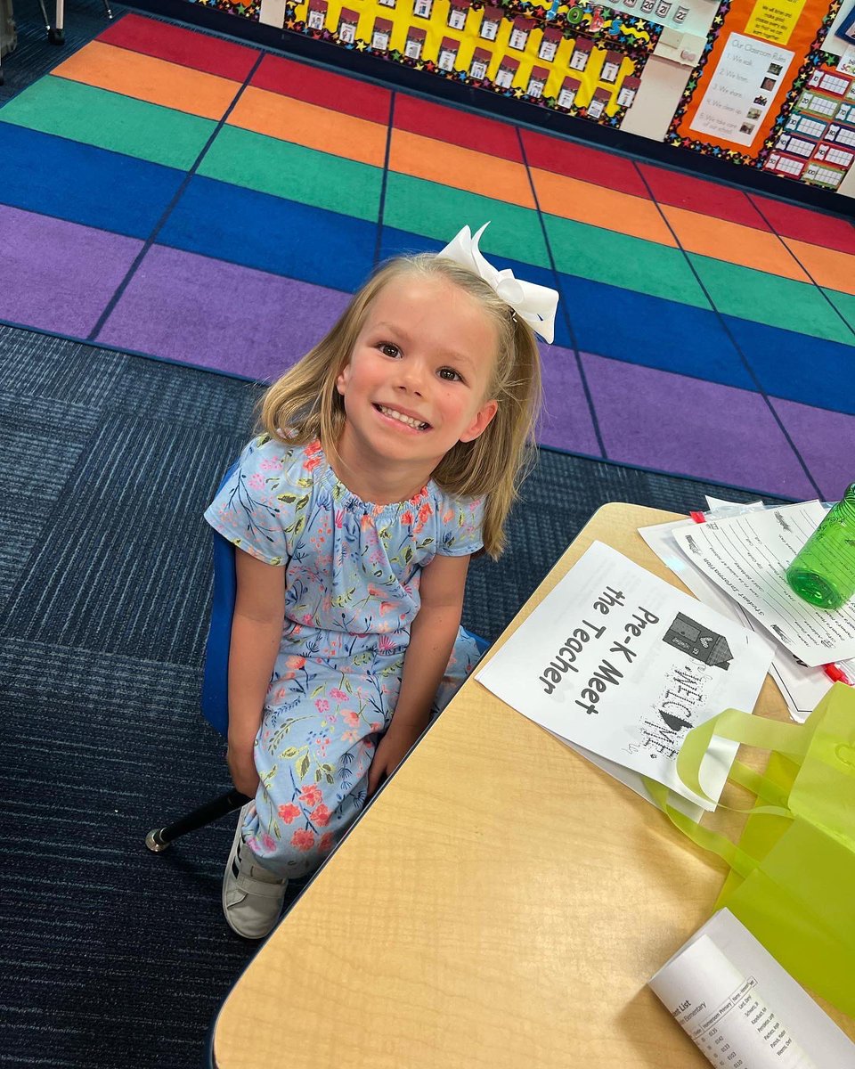 SGE_JShaw's tweet photo. The newest little Cougars!!!!! I am so excited to watch my baby girls learn and grow in CKPK!!!!!! @HEBISDpeople  #HEBISDStrongerTogether https://t.co/Z7zuPjiGC7