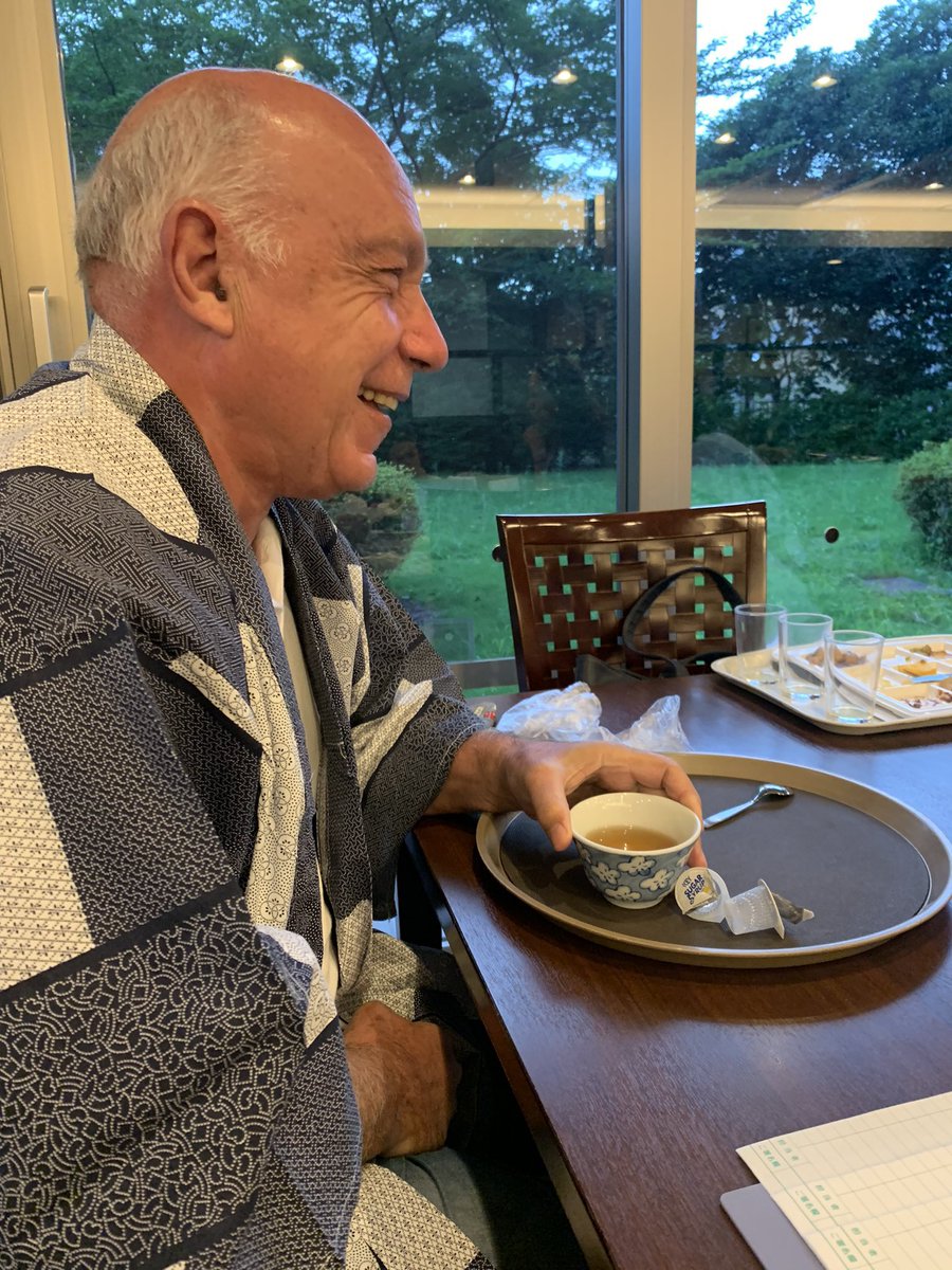 AllyHongo's tweet photo. Dad's sugar adventure continues with hojicha 😂　#firsttimeinjapan https://t.co/s2WxuwD8ew