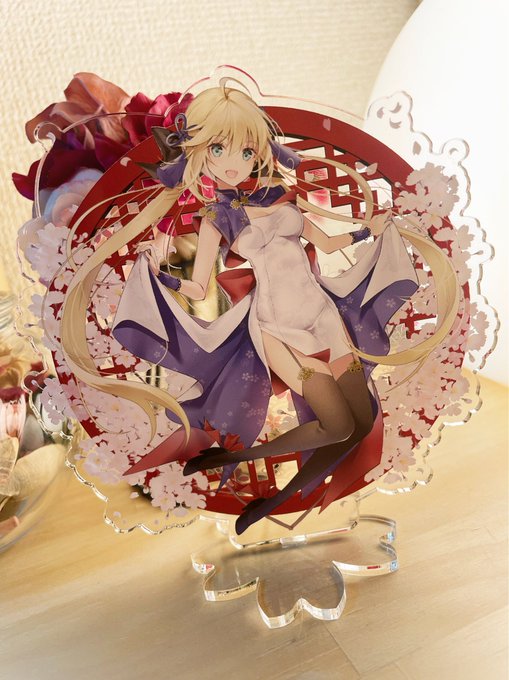 その2◆アクリルスタンド
チャイナドレスのキャストリアのアクリルスタンド作りました🥰12×12㌢でそこそこ大きめ!私もお気に入りです🥰 