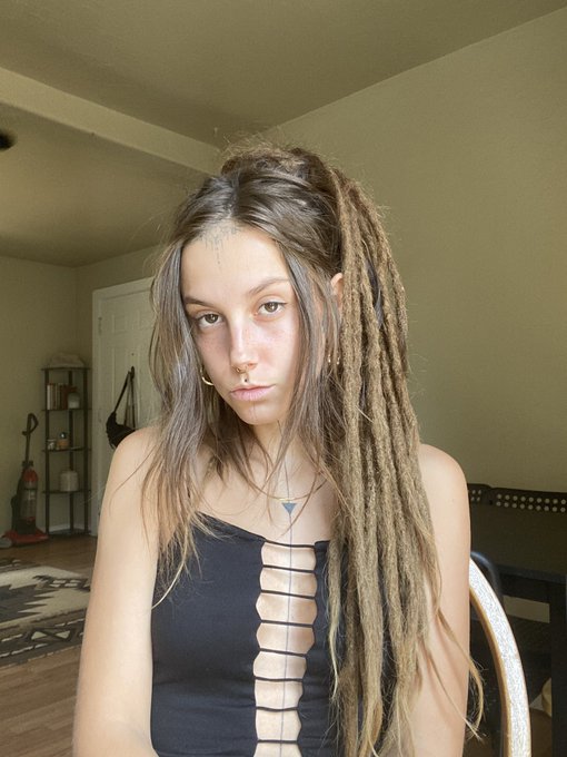 Felt cute today https://t.co/fhge9cjSKT