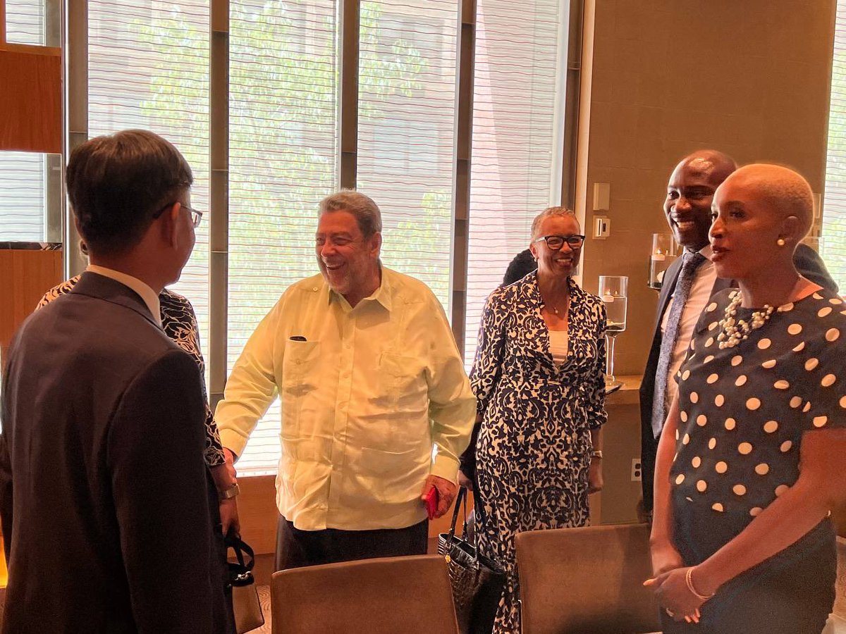 Taiwan in New York tweet media