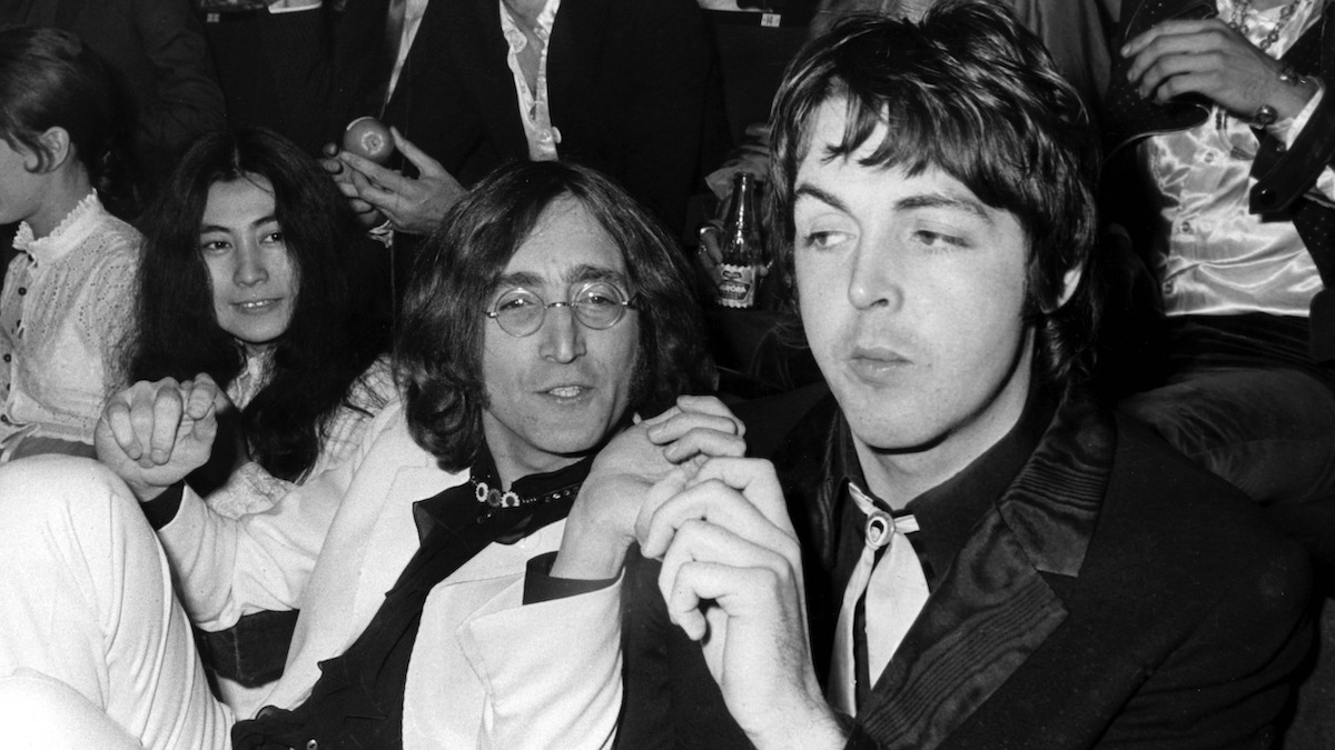 consequence's tweet photo. An angry letter John Lennon wrote to Paul McCartney in 1971 is currently up for auction: https://t.co/XT2TsLgD0S https://t.co/7OOhn50JEo