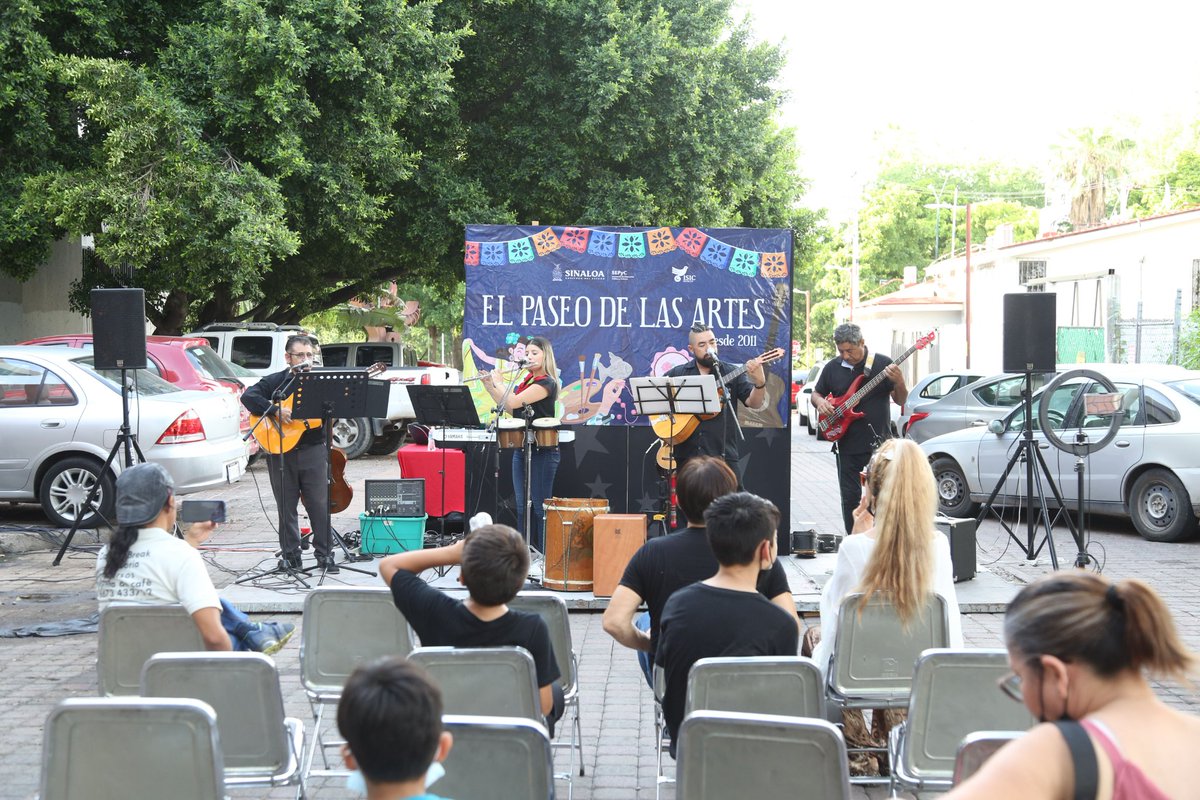 CulturaSinaloa's tweet photo. Nos dimos una vuelta por el Paseo de las Artes y estas fueron las fotos que tomamos. ¡Los esperamos el próximo jueves 11!
📌 Ser expositor es no tiene costo. Envíanos un mensaje privado para darte la información.
#PaseoDeLasArtes https://t.co/LWYrwmLlc0