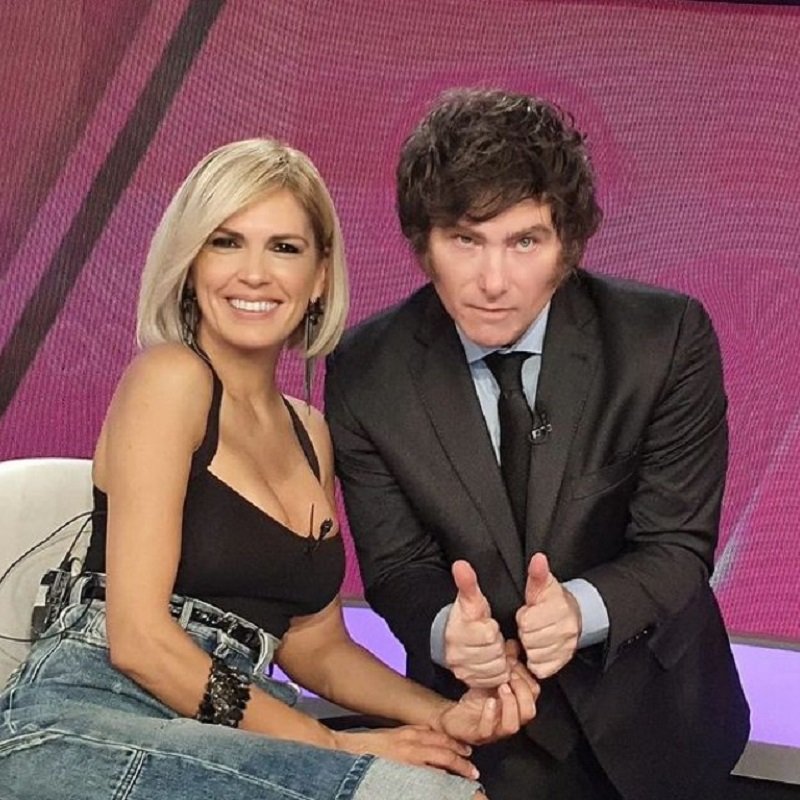 BANCO FURIOSAMENTE A LA GENIAL <a href="/vivicanosaok/">Viviana Canosa</a> . Es una locura que haya sido censurada y que deje el canal por querer publicar un informe que podría resultar incómodo para alguien.
En LIBERTAD decís lo que quieras y te bancás después las consecuencias pero, jamás la censura previa.