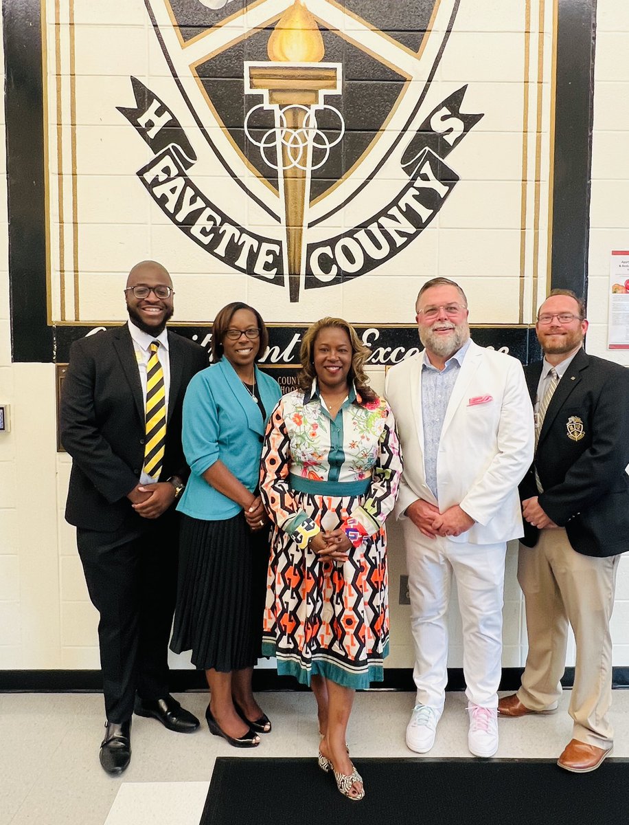 key2268's tweet photo. Fayette County High School Admin team 2022-2023 🖤💛❤️ #ExcellenceInAllWeDo @FCHSTigers https://t.co/MBWUZ8Cqkw