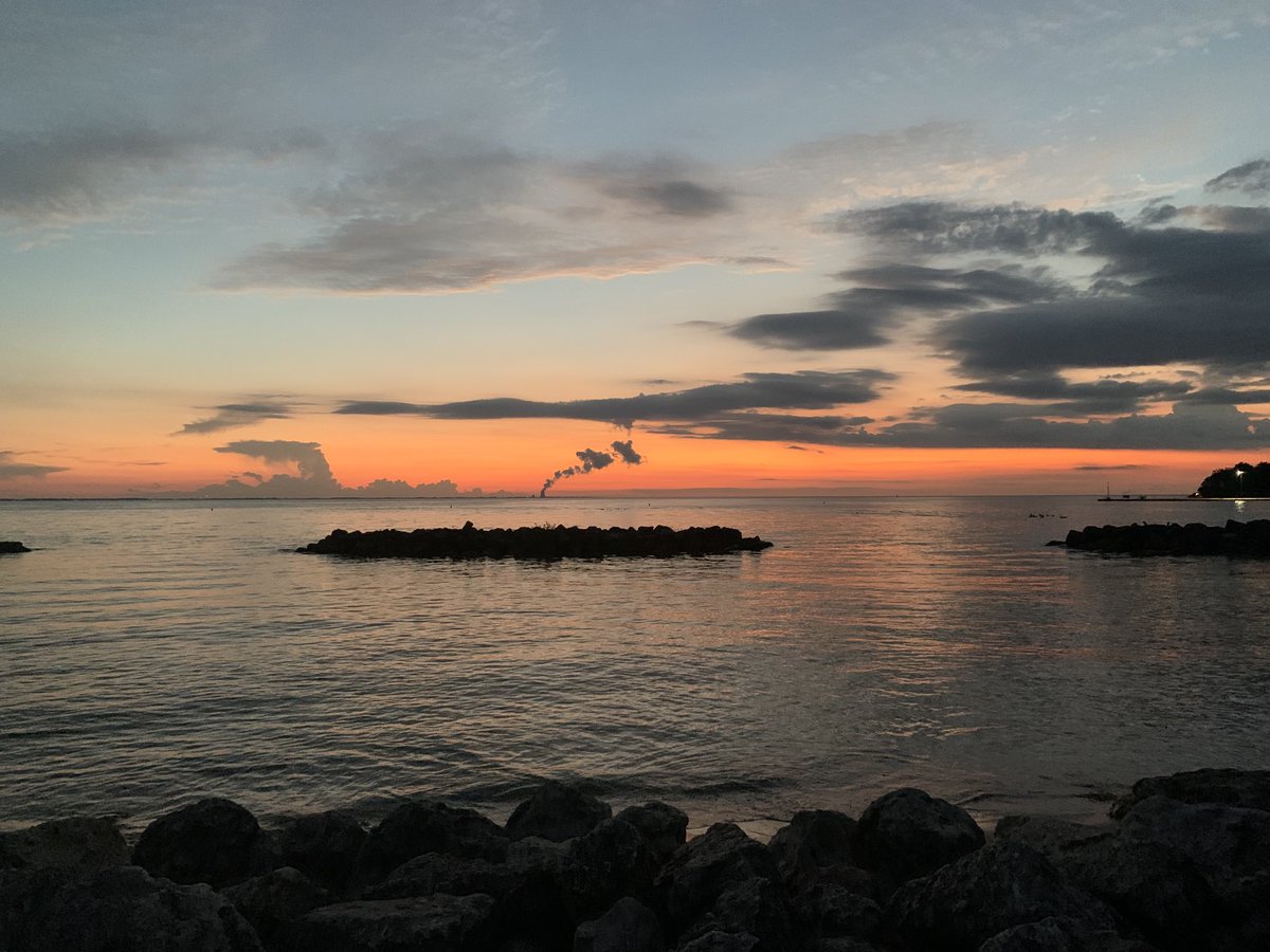 CasterCorey's tweet photo. God created a beautiful night https://t.co/CH4sqLLntU