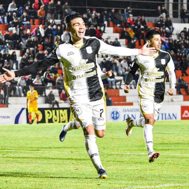 golazotropical1's tweet photo. #goleada a domicilio 
Final 
#GralCaballeroJLM 0
#Tacuary 4
44m. Iván Valdéz 
ST 17m. Nery Bareiro 
31m. Iván Salcedo 
39m. Marcelo Fernández 
#ClausuraAPF2022
#5afecha
#CopaDePrimera
#golazotropical🇵🇾 https://t.co/czFbGckyv2