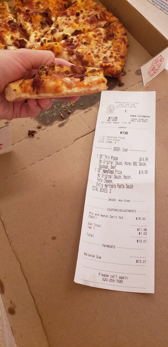 YDJFA's tweet photo. @dominos I ordered a pizza without original sauce, but instead marinara sauce and they gave me no sauce at all 😪 https://t.co/uhT8quD02V