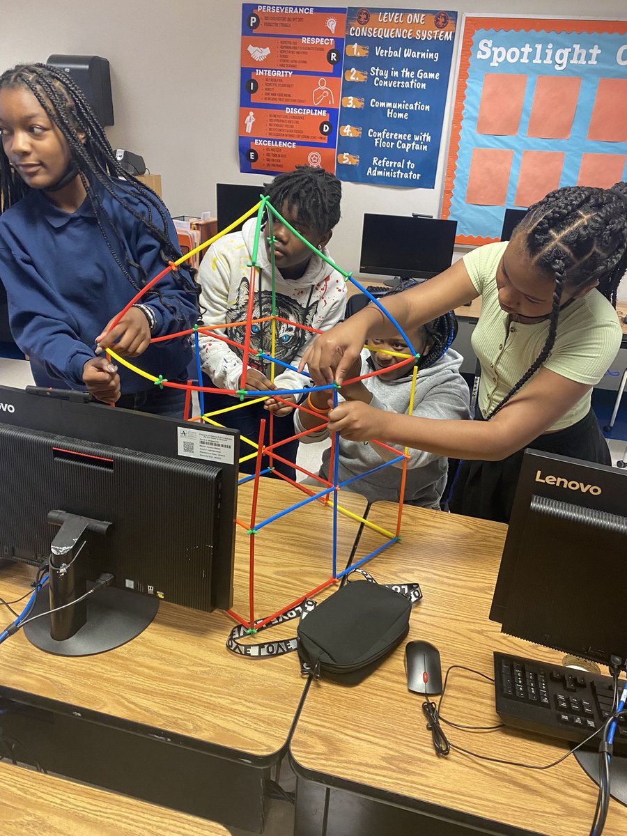 JLIA_STEAM's tweet photo. @Quinn_B1's class ended the week w/ a challenge around designing a home w/ the Straws + Connectors kit. I was invited to come see their creations and hear their explanations. 👇🏾👇🏾 A thread. @JLewisInvictus @JLIAPRIDE #PUSH #STEAMingWithPRIDE https://t.co/lkTCFVCdoA