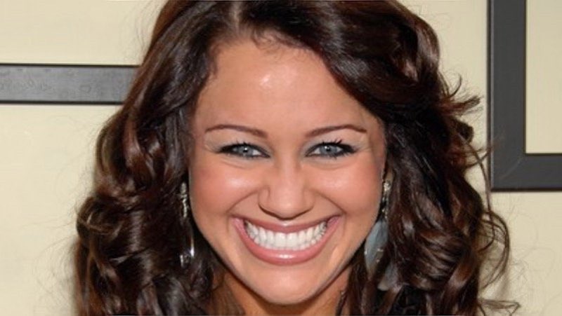 [ IM LOCKED BUT hiii