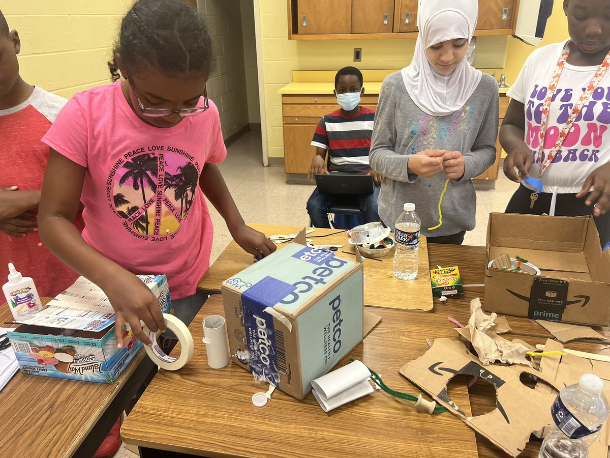 Title1_PGCPS's tweet photo. Thanks to our dynamic duo STAMP Leaders at #STAMPCAMP @DodgeParkES Dr. Negasti McCurdie and Dr. Beverly Donovan #pgcps #stem #title1pgcps https://t.co/yAyloO9yDM