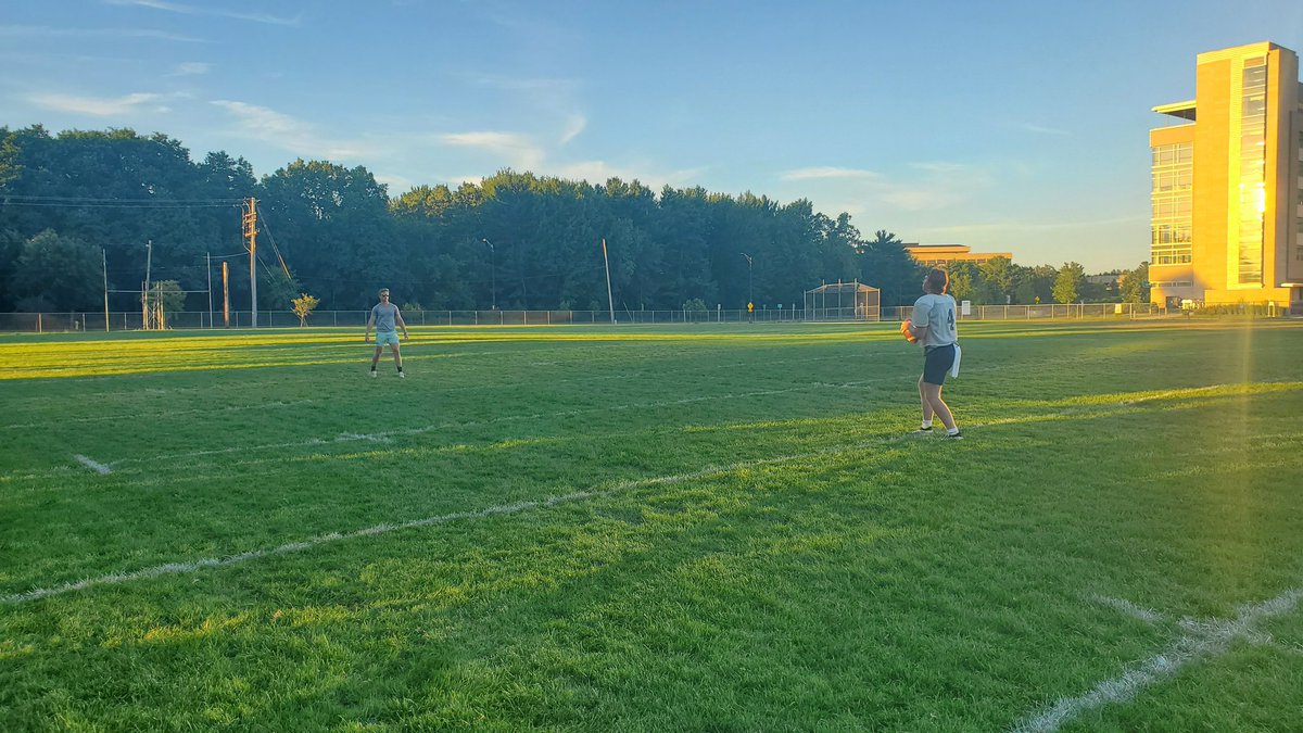 SPASHFootball's tweet photo. Former SPASH star QB Riley Warzinski came to practice tonight and stayed after to help QB Noah Marschke with techniques. Family and brotherhood runs deep at SPASH. Such an awesome sight to see it in action! Love this team!
#spashfamily
#spashway https://t.co/iV3tBwbKpQ