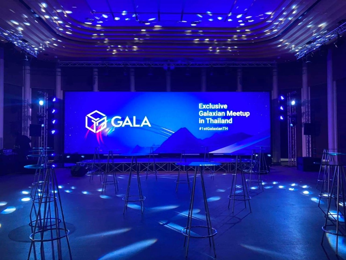 MoonCat.Game tweet media