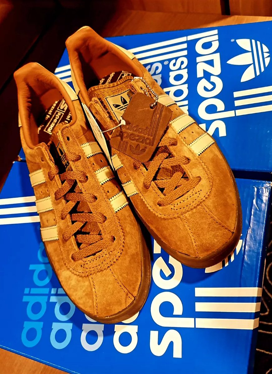 Mallison Spzl ✊

.
.
.

#adidasspzl #adidasspezial #spzl 
#adidasmallison #inspezialwetrust #keepitspezial #madeforspezial #spzlcollection #casualspezial 

@SPZL_PPL @theSPZLblog @Mini_SPZL @man_savings @adiFamily_ @Adidastrainees 
@pretty_spezial