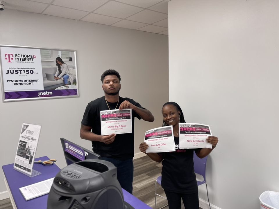 MrAkashRahi's tweet photo. Savannah, GA on the MAP 🗺! If you know this stores story, you’ll know how far its come! #frontline #CellTouch https://t.co/56mkhwGsEI