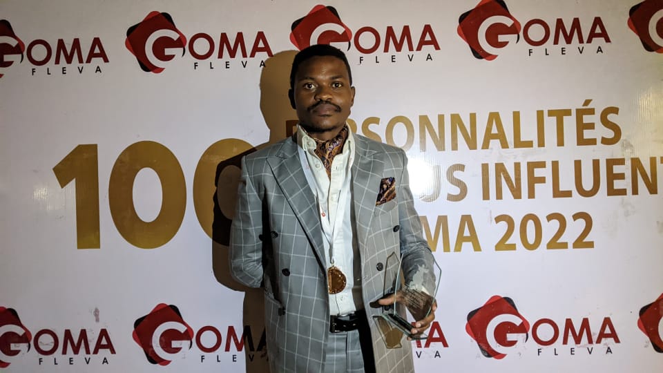 Notre modeste personne est retenue parmi les 100 personnalités les plus influentes de la ville de Goma par le magazine GOMA FLEVA.
#GRATITUDE