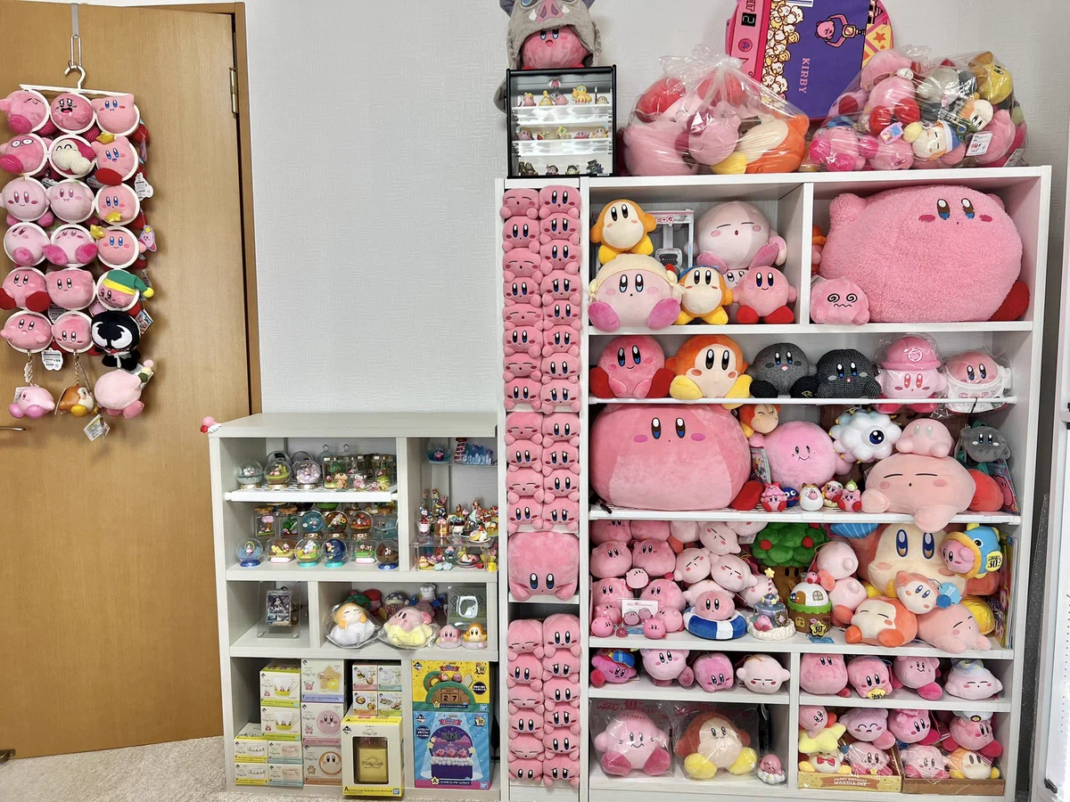愛が溢れて止まらない？カービィが棚に増殖中！