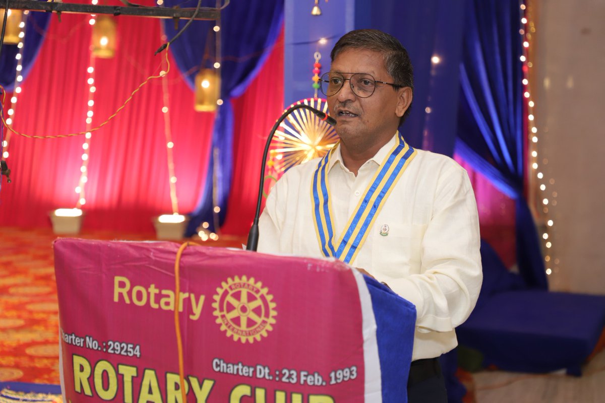 ClubMoradabad's tweet photo. August 04, 2022 our Rotary Club Moradabad Central Teej Function at Rahi Hotel, Moradabad https://t.co/9Vkpg14PZ8